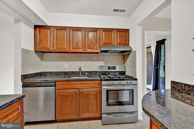 6009 Majors Ln unit 2, Columbia, MD 21045 - photo 6