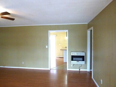 105 S Cherokee Cir, Tunnel Hill, GA 30755 - photo 4