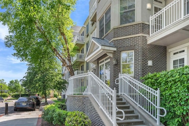 Port Liberte III unit 212, Jersey City, NJ 07305 - photo 5