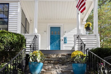 34 Blodgett Ave, Pawtucket, RI 02860 - photo 4