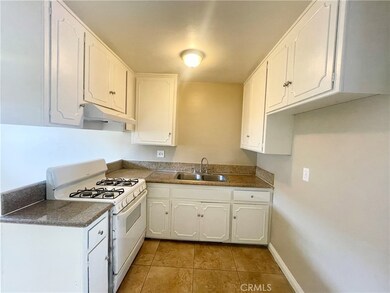888 N Palm Ave unit 3, Upland, CA 91786 - photo 4