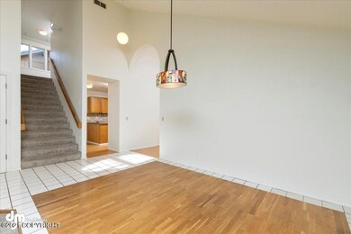 11-Dining Room 20210630-DW-1622