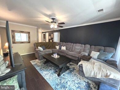 4407 Silverbrook Ln unit C201, Owings Mills, MD 21117 - photo 5