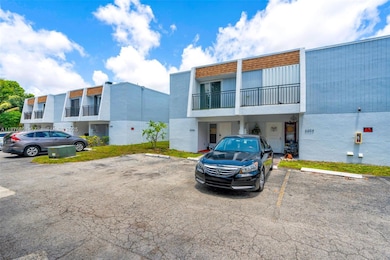 6306 Moseley St unit 1, Hollywood, FL 33024 - photo 4