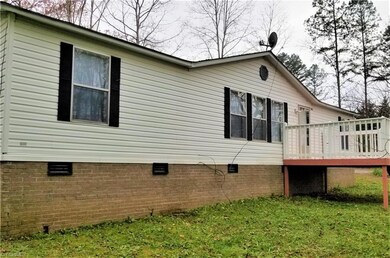 696 Ulah Ct, Asheboro, NC 27205 - photo 2