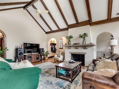 2nd Floor Living