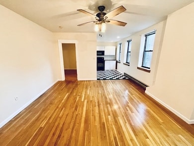 13 Thacher St unit 4, Boston, MA 02113 - photo 5