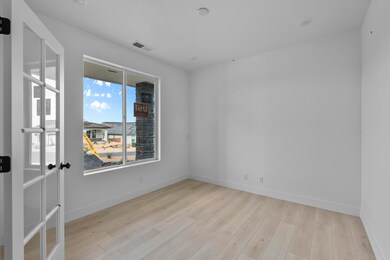MOVE IN READY! Come see this home today!
