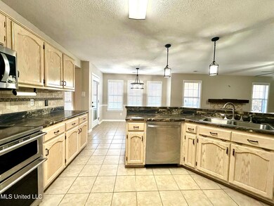 1110 Green T Blvd W, Hernando, MS 38632 - photo 7