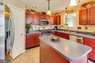 1129 Splashing Brook Dr, Abingdon, MD 21009 - photo 6