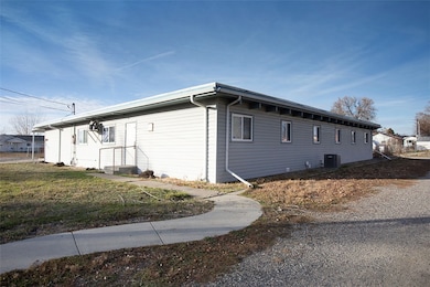 4635 Simpson St, Billings, MT 59101 - photo 2