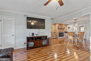 25910 Shenandoah Dr, Mechanicsville, MD 20659 - photo 5