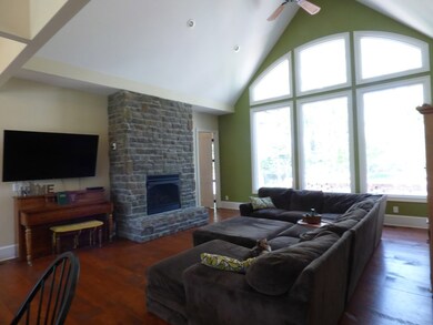 102 Mountain Laurel Rd, Daniels, WV 25832 - photo 2