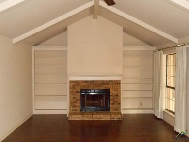 310 Amberwood Cir, Tyler, TX 75701 - photo 2