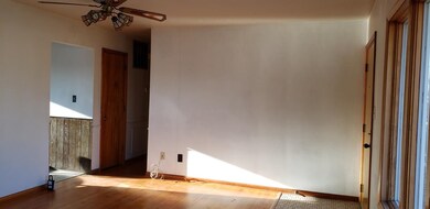 9342 Forrest Dr, Highland, IN 46322 - photo 4