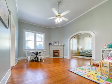 323 W Water St, Bainbridge, GA 39817 - photo 2