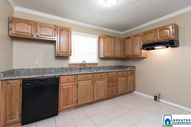 413 19th Terrace NE, Center Point, AL 35215 - photo 2