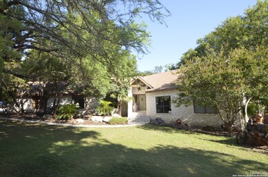 8819 Fox Briar Ln, Boerne, TX 78006 - photo 2