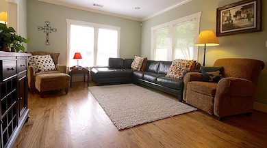 911 Tabor St, Houston, TX 77009 - photo 4