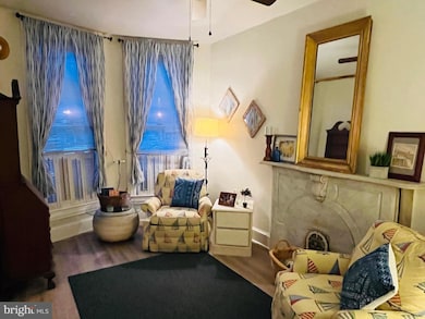 137 N Lakewood Ave, Baltimore, MD 21224 - photo 3