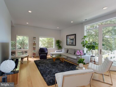 6208 Lakeview Dr, Falls Church, VA 22041 - photo 3