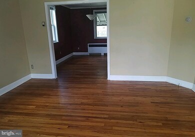 8539 Willow Oak Rd, Parkville, MD 21234 - photo 4