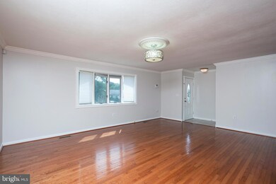 352 Dameron S, Laurel, MD 20724 - photo 4