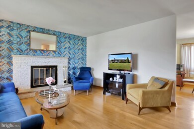 17818 Woodcrest Rd, Hagerstown, MD 21740 - photo 5