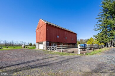 4560 E Campbell Rd, Pennsburg, PA 18073 - photo 2