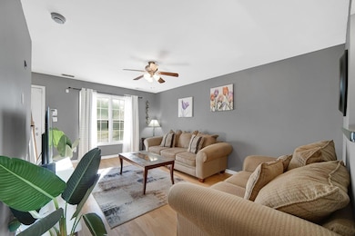 1027 Windsor Ln, Dyer, IN 46311 - photo 6