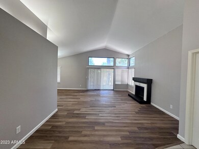 8875 S Grandview Dr, Tempe, AZ 85284 - photo 5