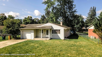 1607 Holly Way, Lansing, MI 48910 - photo 5