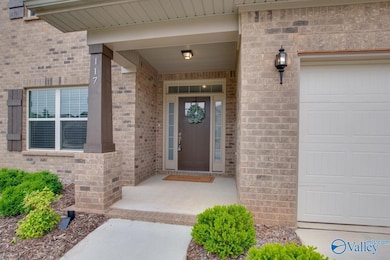 117 Kretzer Ct, Huntsville, AL 35806 - photo 2