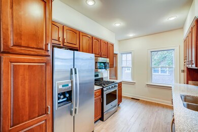 48 Glencoe Rd Columbus OH-large-004-005-