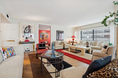 The Warwick unit 10B, Chicago, IL 60610 - photo 5