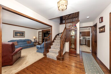 1316 Yorkshire Ln, Carol Stream, IL 60188 - photo 5