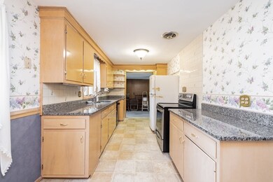 56 Birchland Ave, Springfield, MA 01119 - photo 6