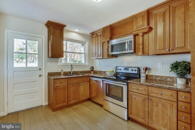 13601 Kushner Ct, Silver Spring, MD 20904 - photo 6
