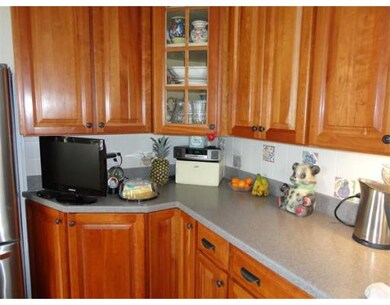 21 Kendrick Place, Amherst, MA 01002 - photo 4