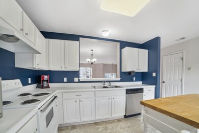 6304 Quail Run Dr, Kalamazoo-13