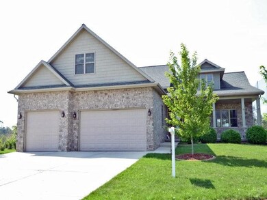 564 Lexington Dr, Oregon, WI 53575 - photo 2