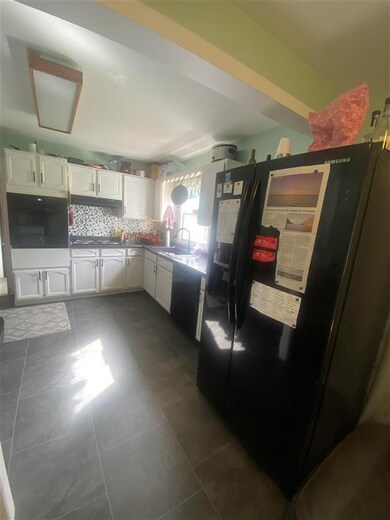 18 Thorpe Avenue Extension, Saint Albans, VT 05478 - photo 7