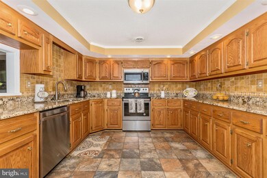 7957 Hollow Rd, Middletown, MD 21769 - photo 7