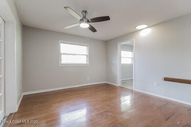 P7652391-03-Formal Dining Area-1147941