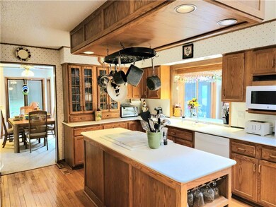 3879 Harbor Ave, Newton, IA 50208 - photo 7