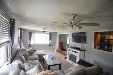 29 Garfield Ave unit 2, Woburn, MA 01801 - photo 2