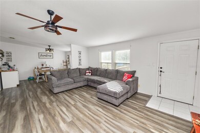 11516 Tuten Loop, Lithia, FL 33547 - photo 7