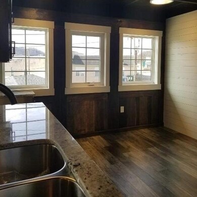 50 N 3rd St unit 2, Lansing, IA 52151 - photo 2