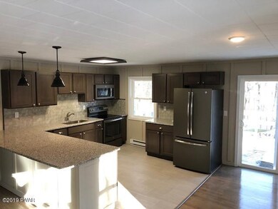 115 Boulder Dr, Hawley, PA 18428 - photo 2