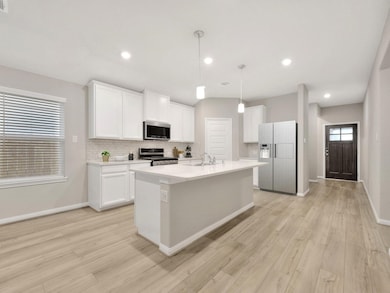 18123 Martin Pines Dr, Conroe, TX 77356 - photo 3